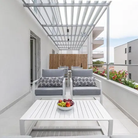 Bamboo ماكارسكا